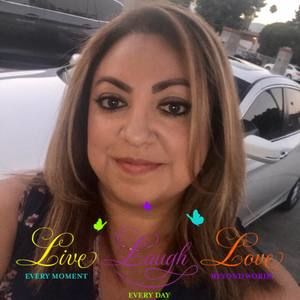 Meet your Posher, Elizabeth